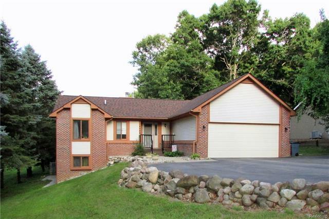 Property Photo:  14409 Hess Road  MI 48442 