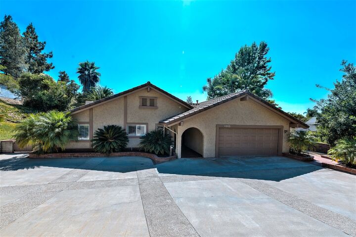Property Photo:  1915 Alta Vista  CA 92084 