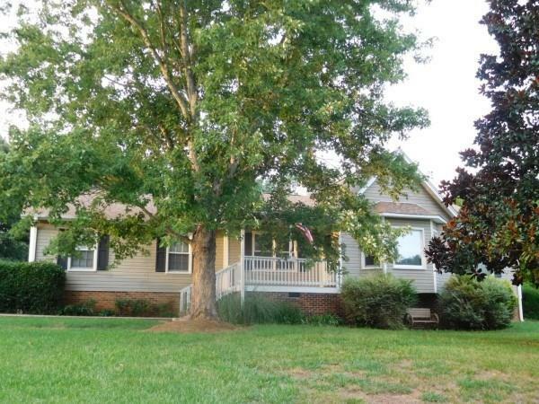 Property Photo:  109 Park West Circle  SC 29642 