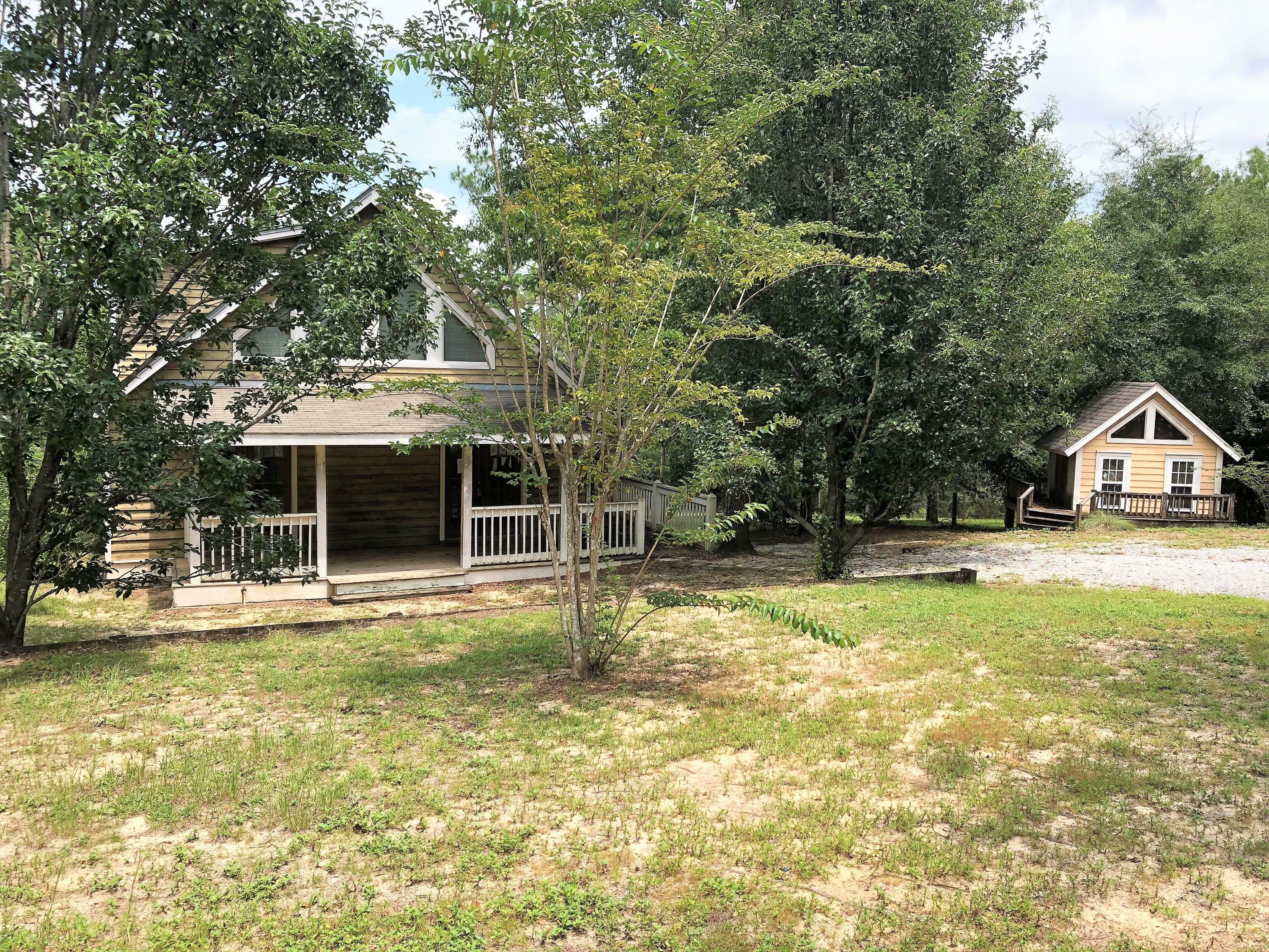 Property Photo:  647 Roberts Drive  FL 32433 