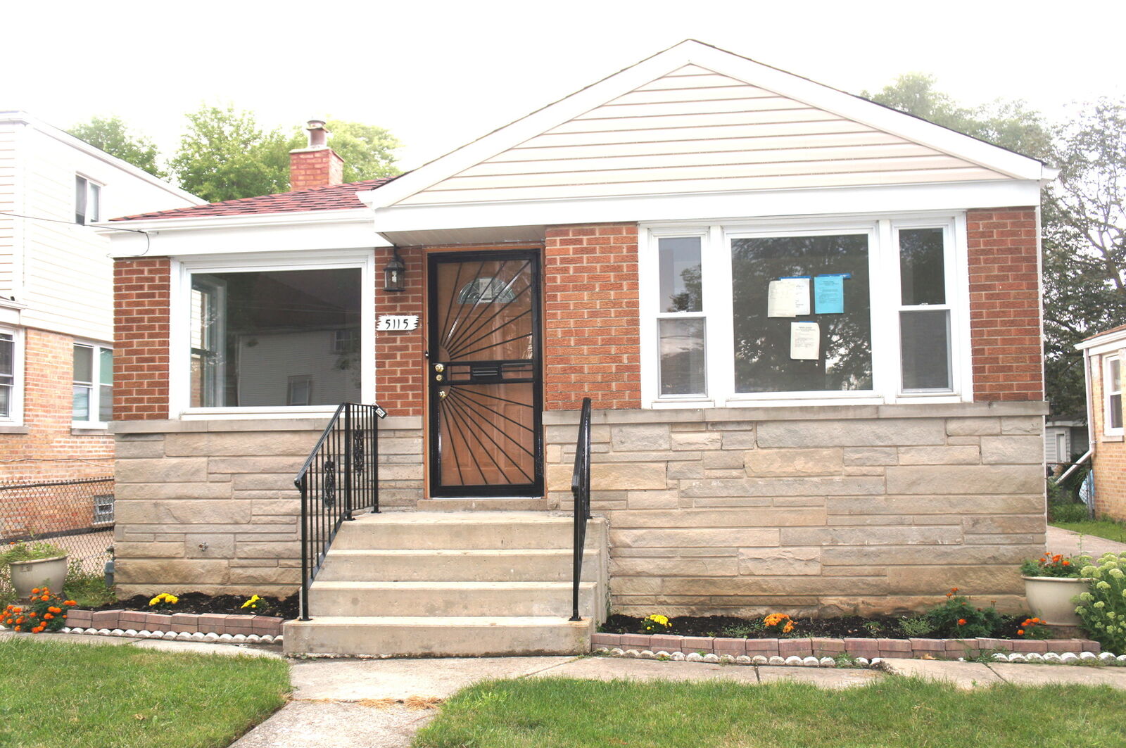 Property Photo: 5115 Oak Street IL 60104