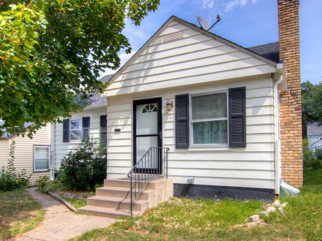 Property Photo:  3247 Taylor Street NE  MN 55418 