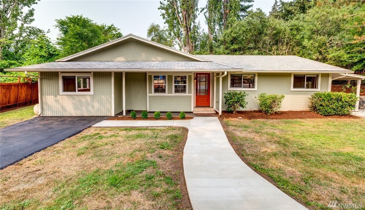 Property Photo:  1443 Iris Lane  WA 98229 