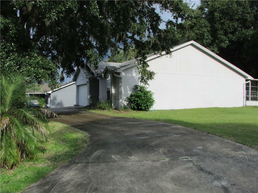 Property Photo:  111 Buckhorn Run  FL 33809 