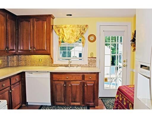 Property Photo:  185 Oakland Ave  MA 02476 