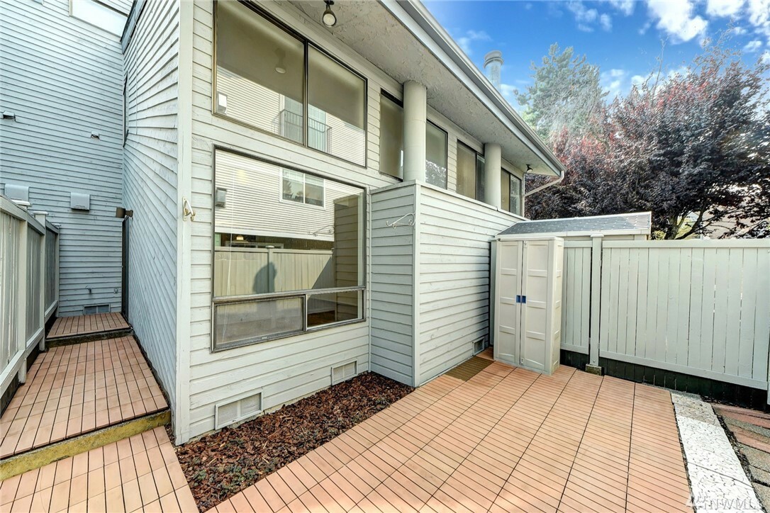 Property Photo:  1431 NW Richmond Beach Rd 9  WA 98177 