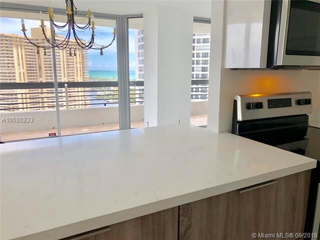 Property Photo: 19101 Mystic Pointe Dr 2306 FL 33180