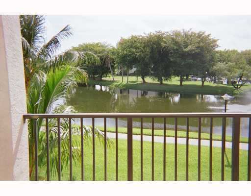 Property Photo: 2105 Lavers Circle 208 FL 33444