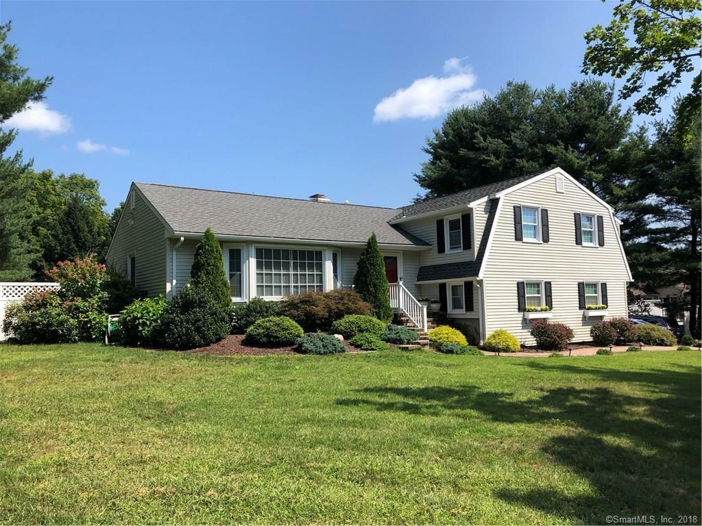 Property Photo: 4 Watch Hill Lane CT 06092