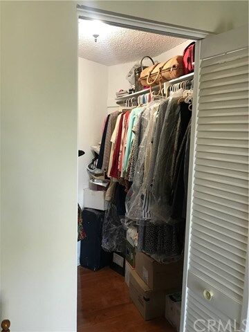 Property Photo:  650 The Vlg 204  CA 90277 