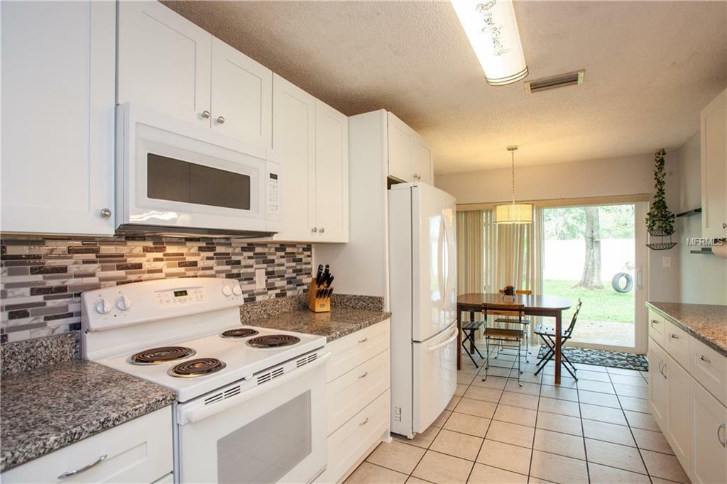 Property Photo: 3308 Laurel Dale Drive FL 33618