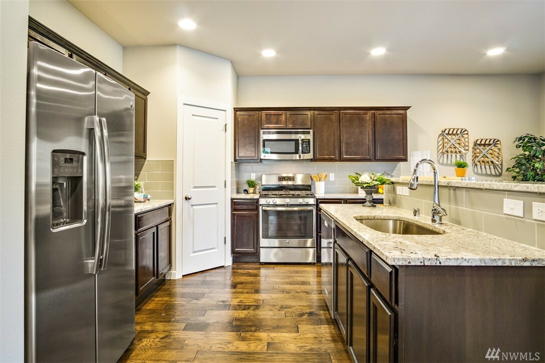 Property Photo: 115 159th St SE WA 98012