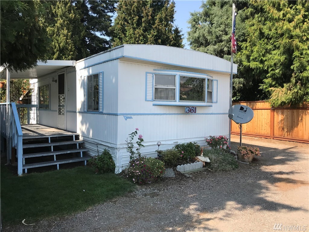 Property Photo: 361 N Georgia WA 98802