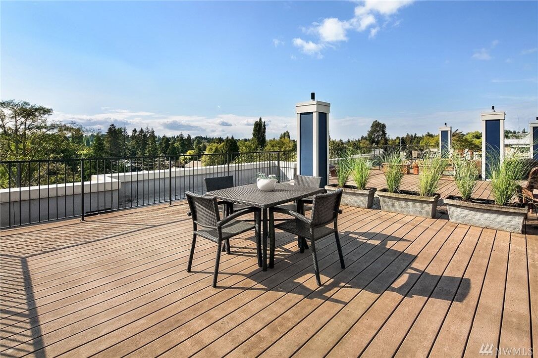 Property Photo:  9057 Greenwood Ave N 408  WA 98103 