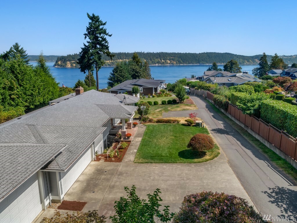 Property Photo:  2407 56th St NW  WA 98335 