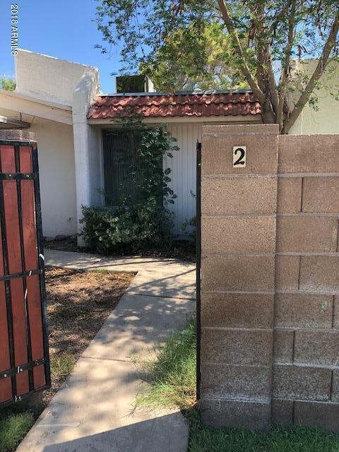 Property Photo:  555 N May -- 2  AZ 85201 