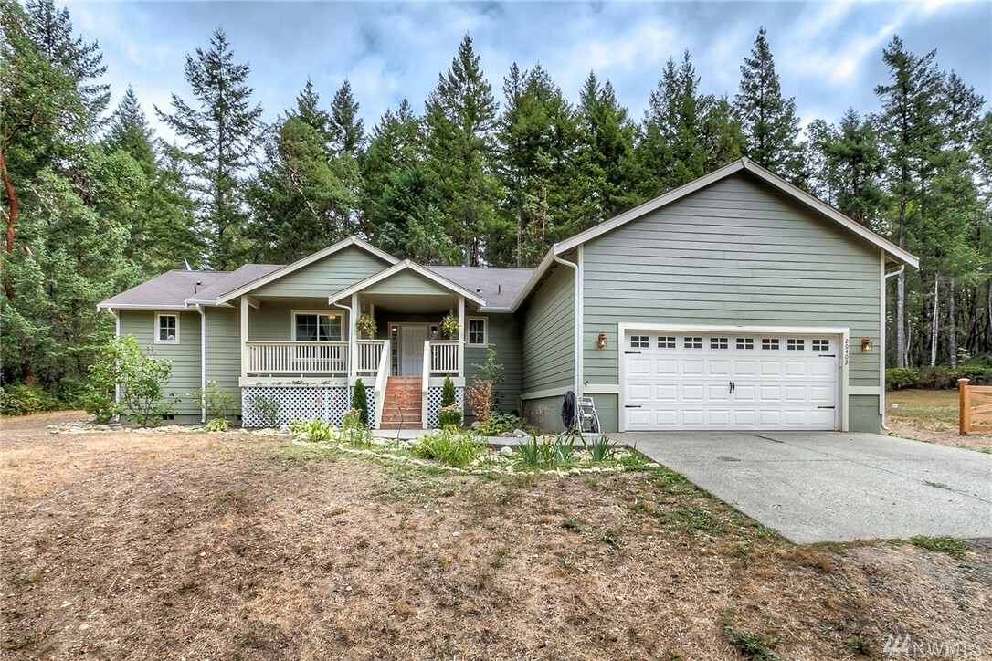 Property Photo:  20402 22nd St Kps  WA 98349 