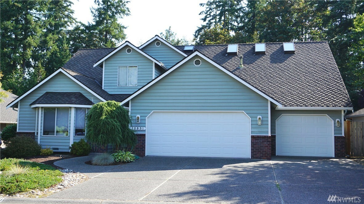 Property Photo:  12531 42nd Dr SE  WA 98208 