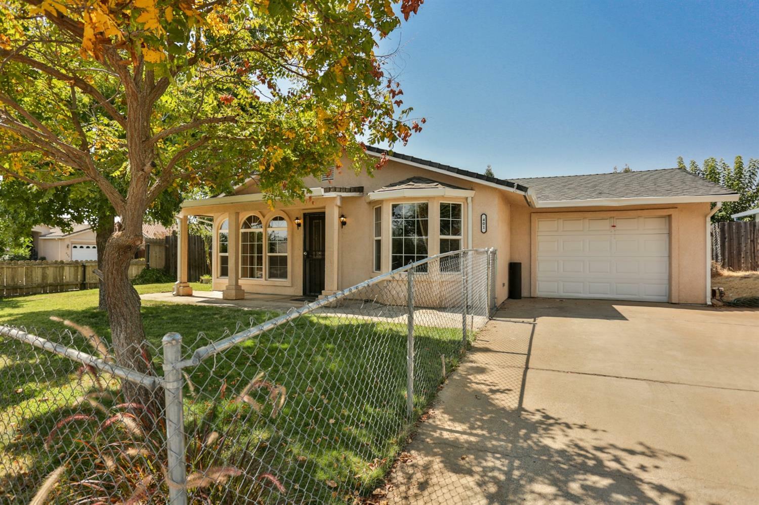 Property Photo:  401 Sutter Lane  CA 95640 