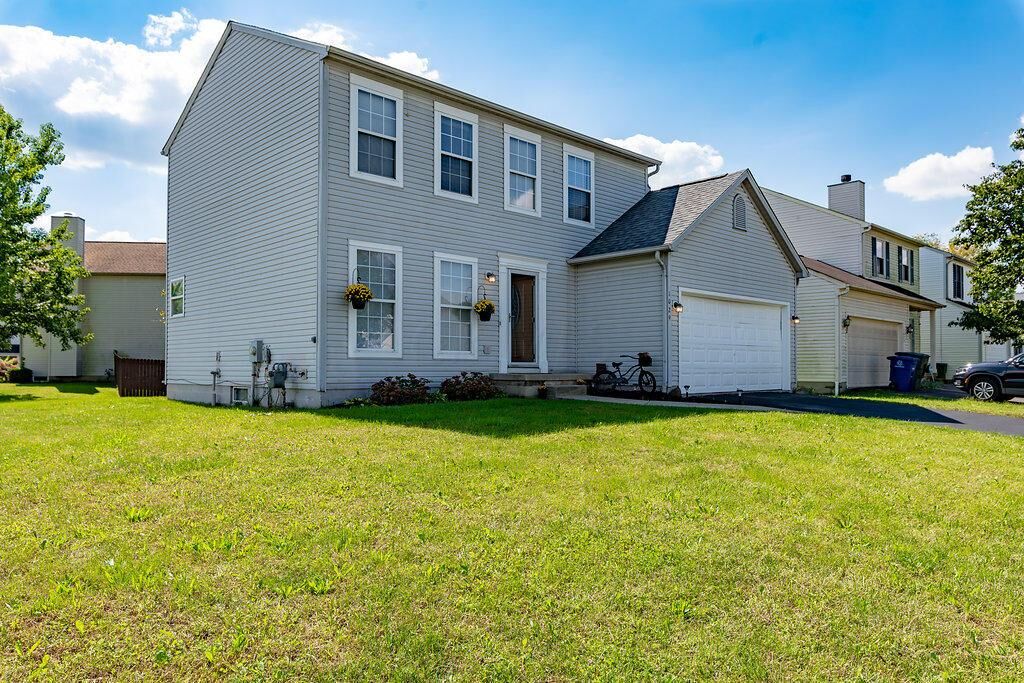 Property Photo:  1029 Robmeyer Drive  OH 43207 