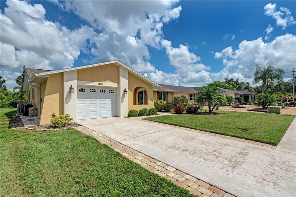 Property Photo:  1454 Strada D Oro  FL 34292 