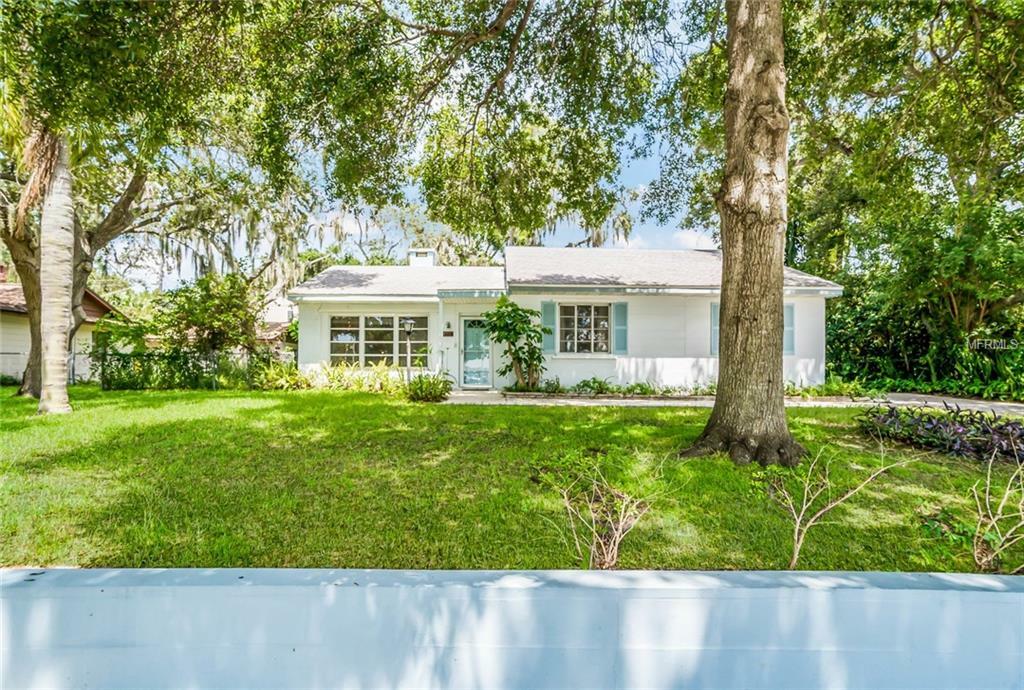 Property Photo:  955 Patterson Drive  FL 34234 