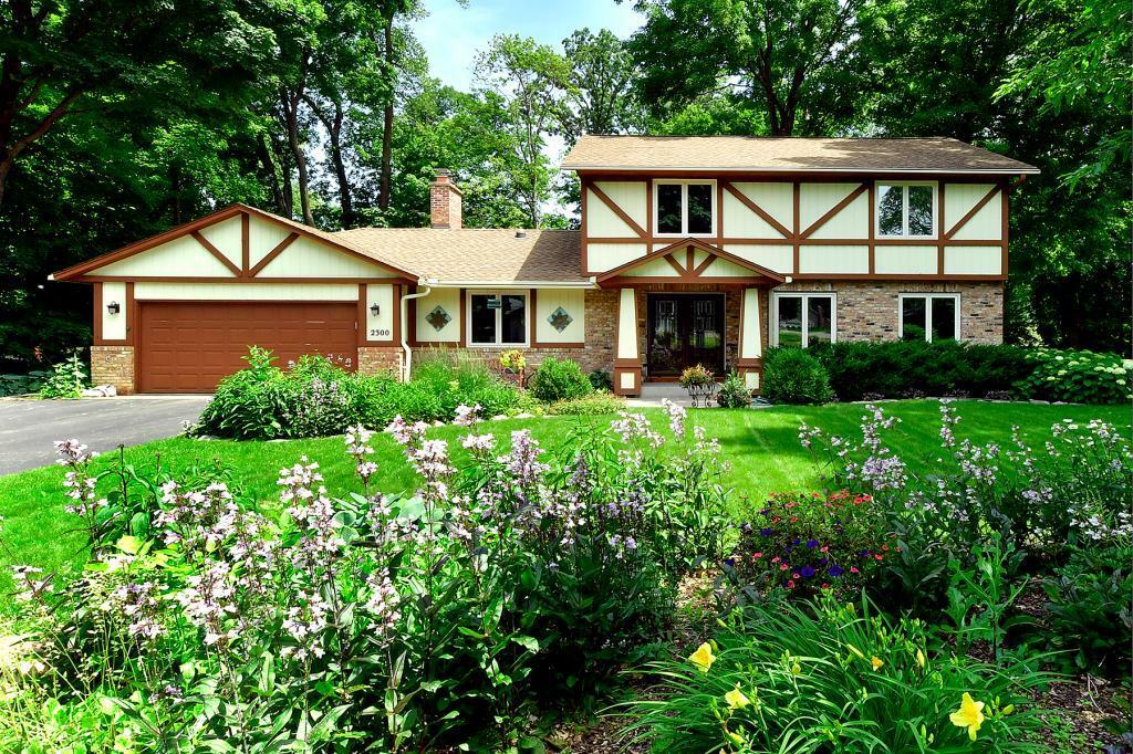 Property Photo: 2300 Urbandale Lane N MN 55447