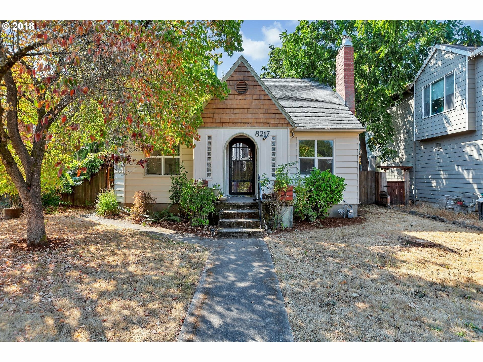 Property Photo:  8217 N Foss Ave  OR 97203 