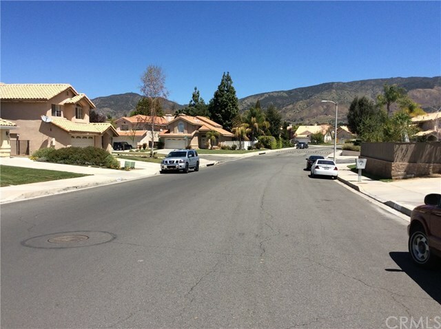 Property Photo: 10809 Sunnyside Drive CA 92399
