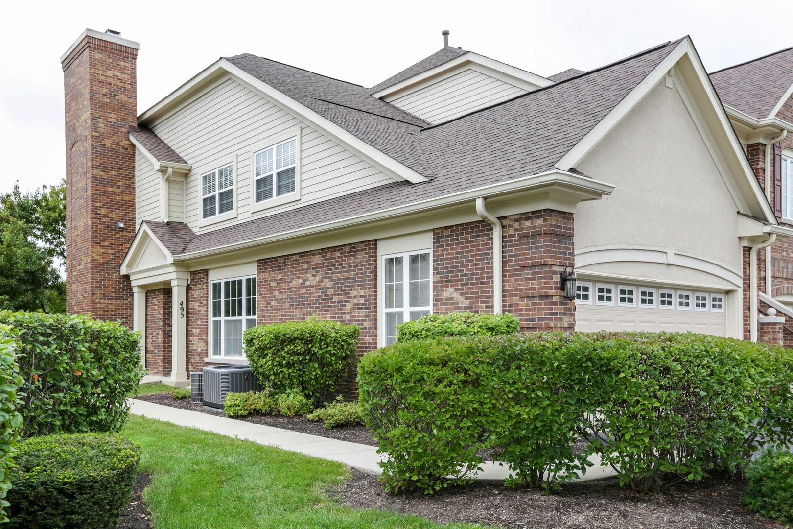 Property Photo:  495 Saddlebrook Lane  IL 60061 