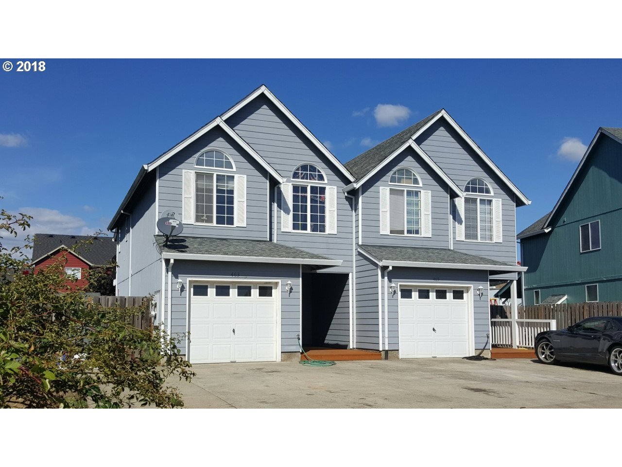 Property Photo:  465 SE Excel St  OR 97378 