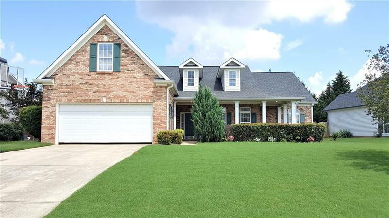 Property Photo:  908 Ember Court   30281 
