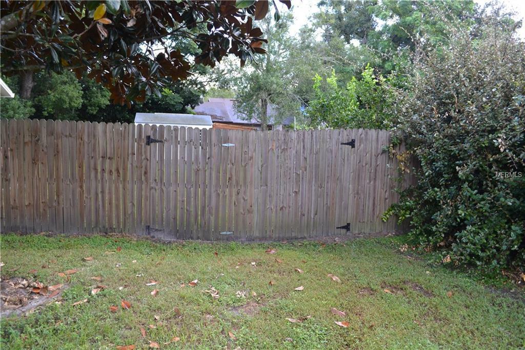 Property Photo:  450 E Warren Avenue  FL 32750 