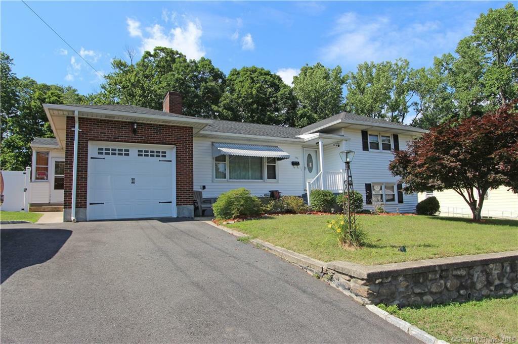 Property Photo:  276 Highland Drive  CT 06708 