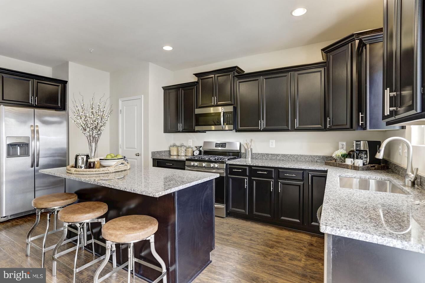 Property Photo:  8349 Daydream Crescent  MD 21122 