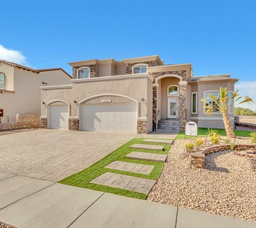 Property Photo: 2708 Tierra Murcia TX 79938