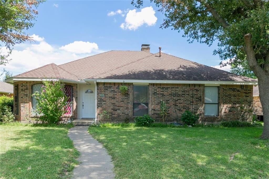 Property Photo:  4414 Cinnabar Drive  TX 75227 