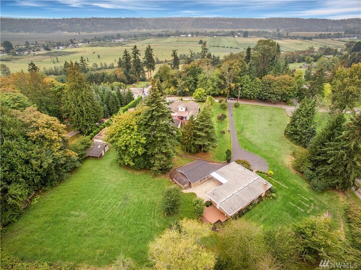 Property Photo: 7111 61st Avenue SE WA 98290