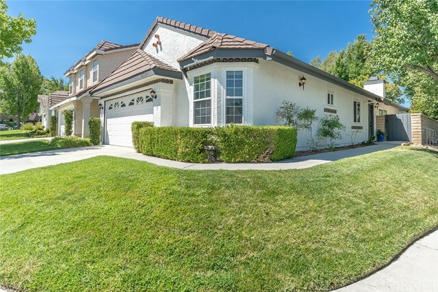 Property Photo:  26727 Cynthia Court  CA 91351 