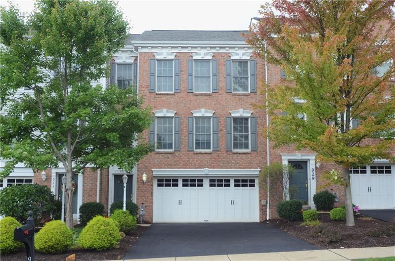 Property Photo:  931 Montclair Drive  PA 15108 