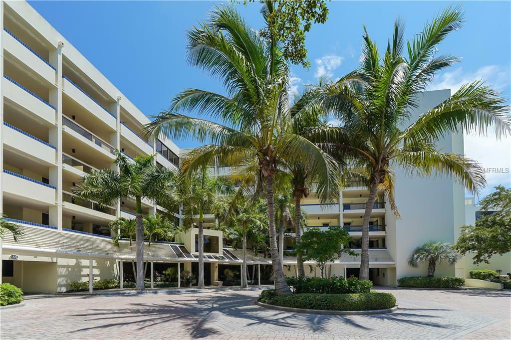 Property Photo:  2020 Harbourside Drive 431  FL 34228 