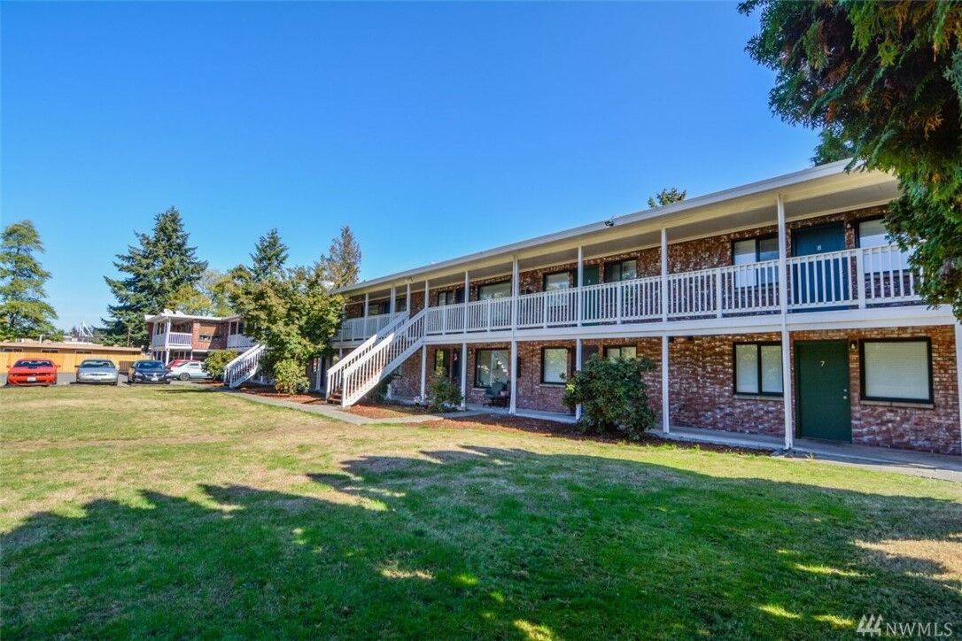Property Photo:  30853 14th Avenue S  WA 98003 