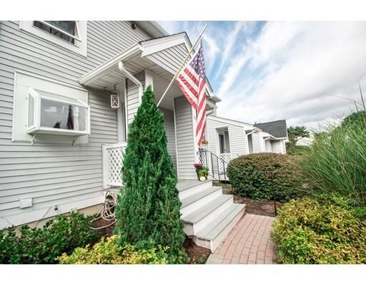 Property Photo:  17 Alcott Circle D2  MA 02780