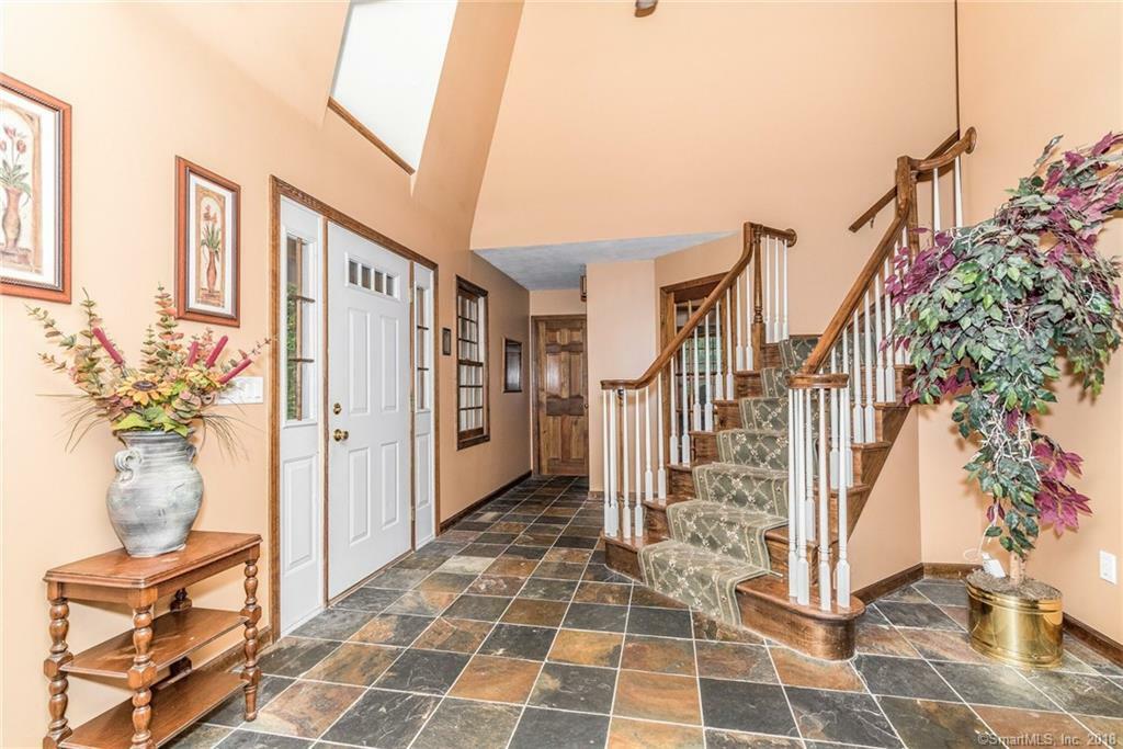 Property Photo:  17 Arrowhead Drive  CT 06468 