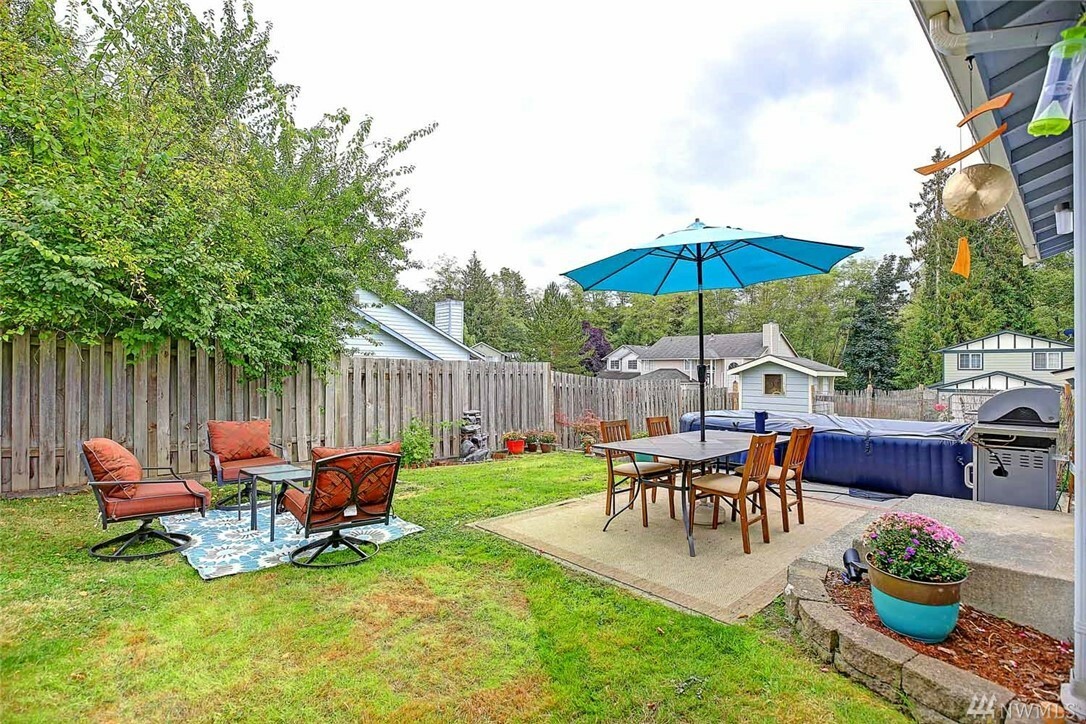 Property Photo:  27309 Country Place  WA 98292 