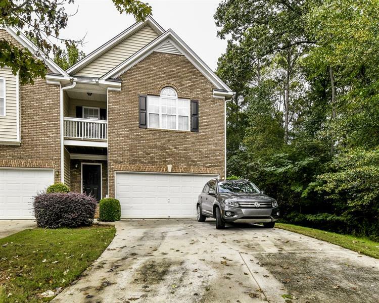 Property Photo: 2026 Manhattan Parkway 30035