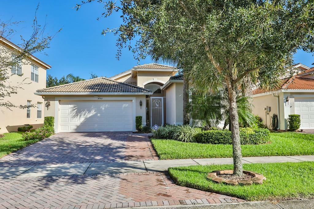 Property Photo:  4942 Sandy Brook Circle  FL 33598 