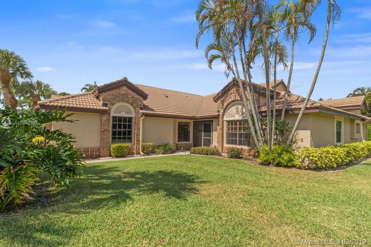 Property Photo:  8062 Cassia Dr  FL 33472 