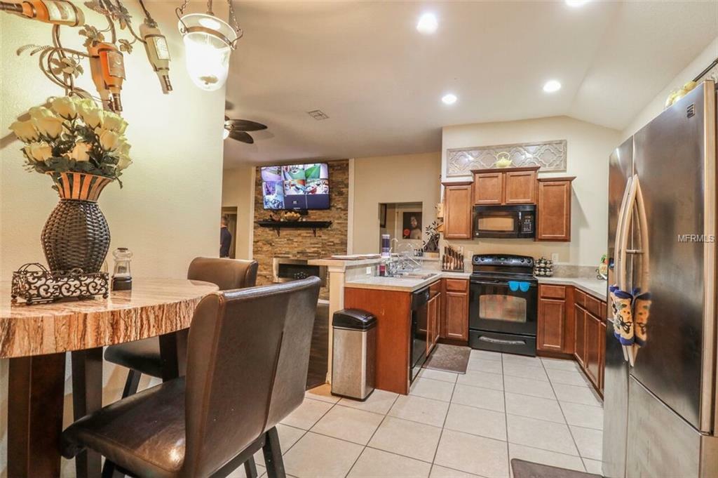 Property Photo:  417 Bella Rosa Circle  FL 32771 