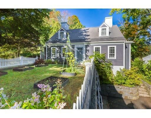 Property Photo:  17 Chester Sq  MA 01930 